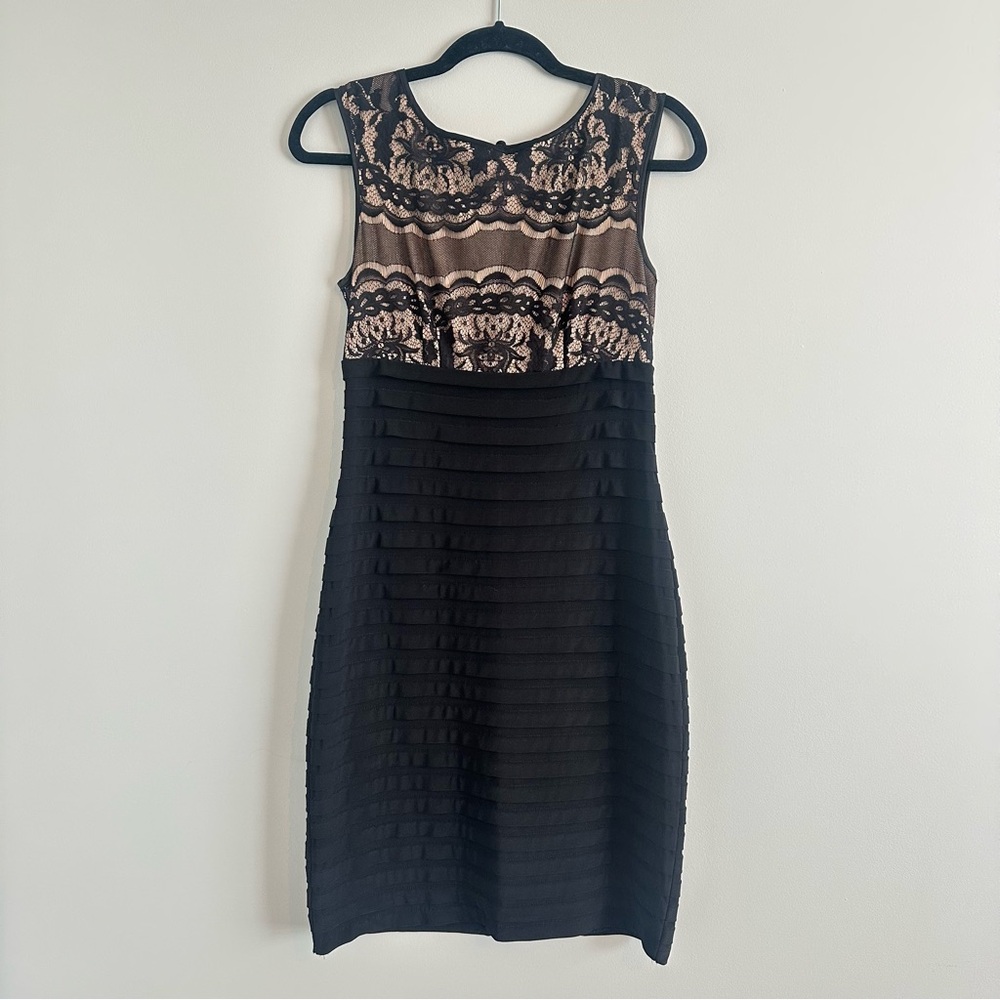 Adrianna Papell Black and Cream Lace Midi Dress Size 4, Elegant, Date Night, LBD